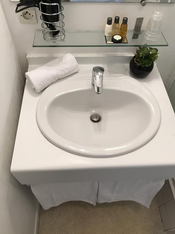 Smart Rent Aparts Les Studiantes ลีลล์ ภายนอก รูปภาพ