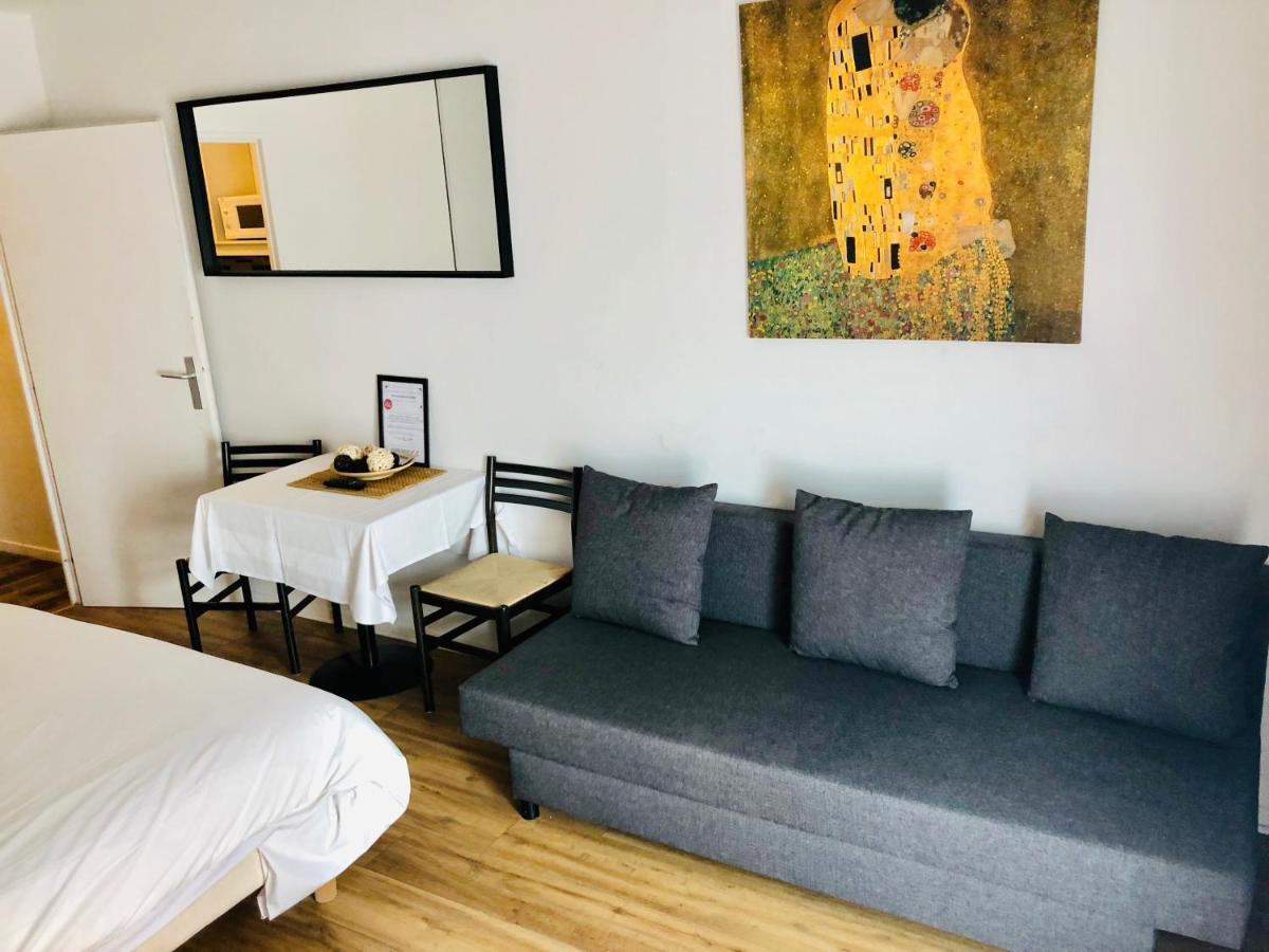 Smart Rent Aparts Les Studiantes ลีลล์ ภายนอก รูปภาพ