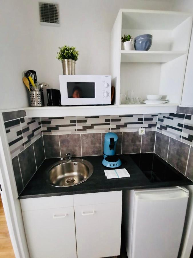 Smart Rent Aparts Les Studiantes ลีลล์ ภายนอก รูปภาพ