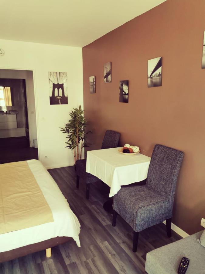 Smart Rent Aparts Les Studiantes ลีลล์ ภายนอก รูปภาพ